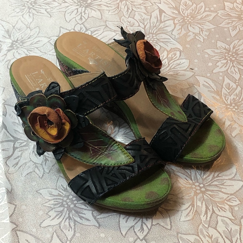 L'Artiste by Spring Step Shayla Wedge Leather W6